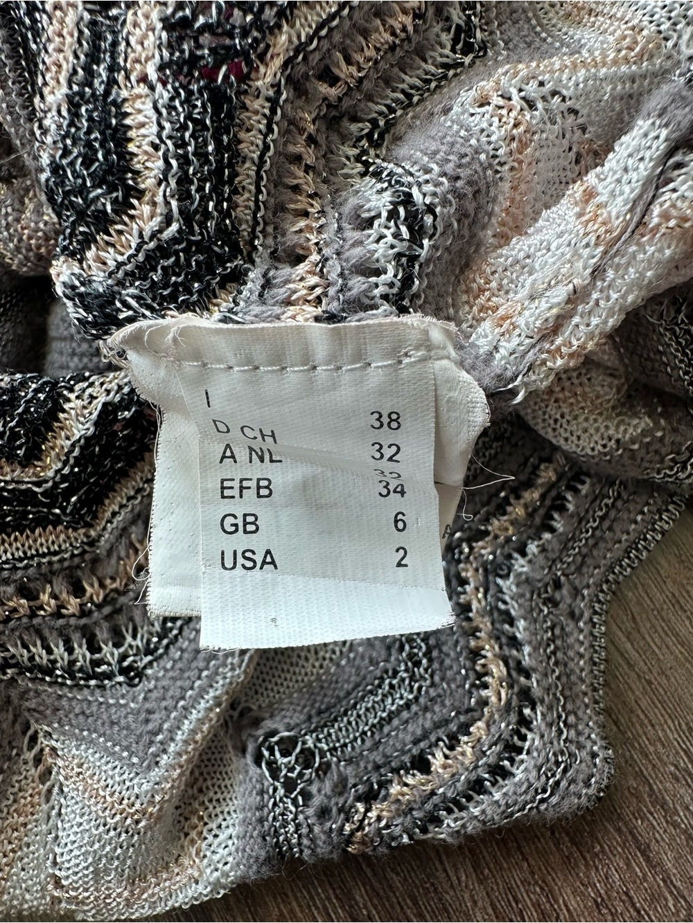 M Missoni Chevron Knit Long-Sleeve Dress in Pink. Size Italian 38 - Picture 11 of 16